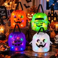 Amylove Light up Halloween Buckets, frame 2