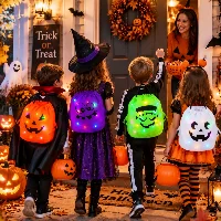 Amylove Light up Halloween Buckets, frame 4